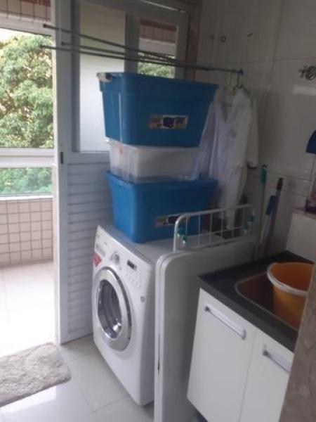 Imagem 2 da galeria do anúncio: Apartamento estilo kit net enfrente ao Shopping e natureza