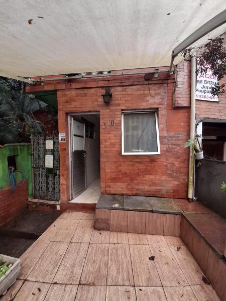 Imagem 7 da galeria do anúncio: Apartamento estilo kit net enfrente ao Shopping e natureza