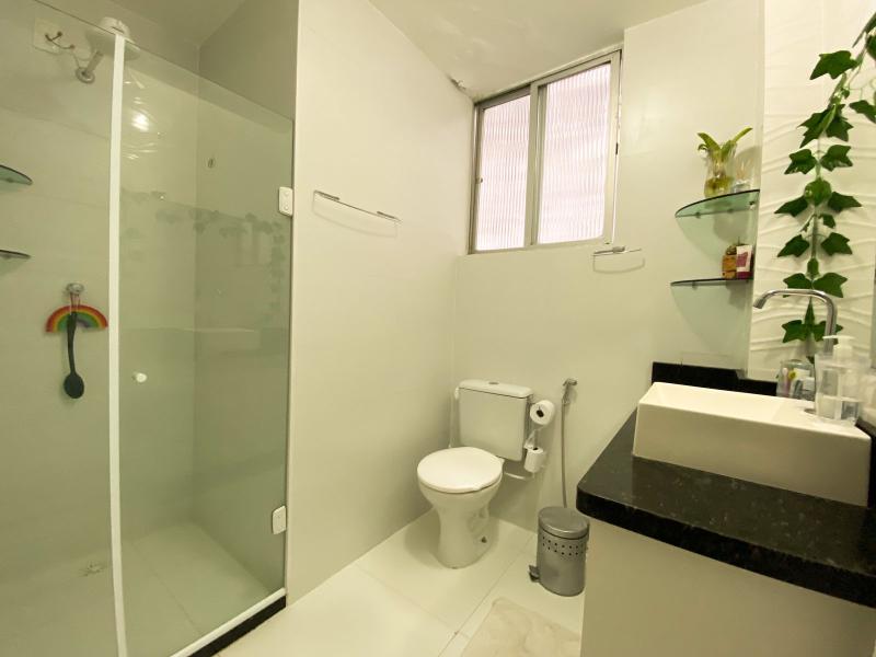 Imagem 2 da galeria do anúncio: QUARTO AMPLO EM APARTAMENTO MOBILIADO