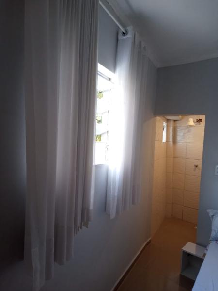 Imagem 3 da galeria do anúncio: Quarto Mobiliado Com Banheiro Privativo p/ mulheres