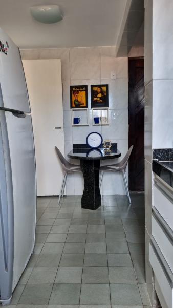 Imagem 10 da galeria do anúncio: ALUGO QUARTO COMPARTILHADO