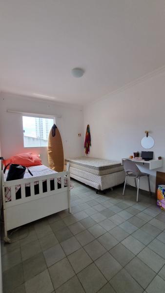 Imagem 1 da galeria do anúncio: ALUGO QUARTO COMPARTILHADO