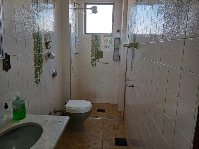 Imagem 4 da galeria do anúncio: Quarto em Sta Tereza