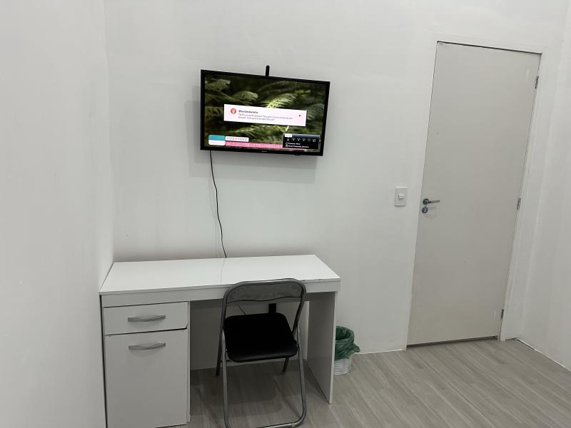 Imagem 2 da galeria do anúncio: Quarto Mobiliado