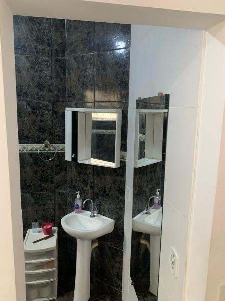 Imagem 5 da galeria do anúncio: Suíte Compartilhada