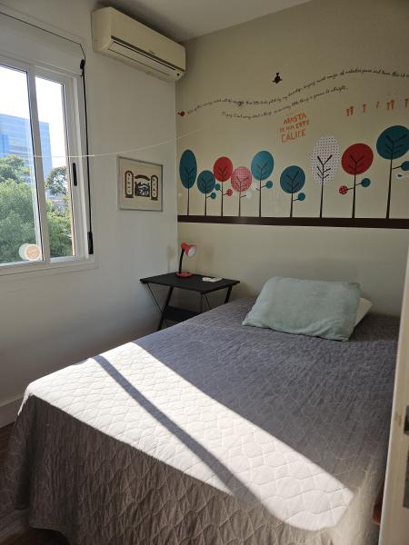 Imagem 1 da galeria do anúncio: Quarto em casa confortável e local privilegiado