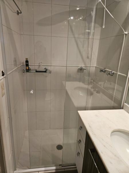 Imagem 5 da galeria do anúncio: Quarto em casa confortável e local privilegiado