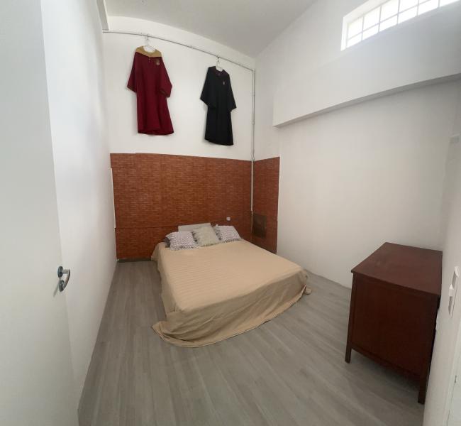 Imagem 1 da galeria do anúncio: Quarto Individual - Metro Sacoma