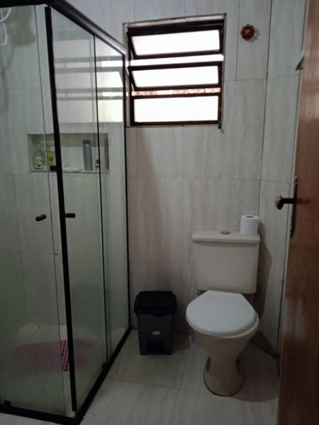 Imagem 12 da galeria do anúncio: SOBRADO NA PRAIA COM PISCINA EM MONGAGUA PARA FINS DE SEMANA