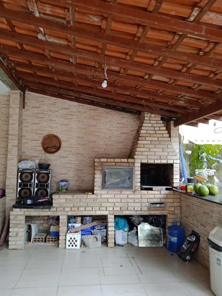 Imagem 13 da galeria do anúncio: SOBRADO NA PRAIA COM PISCINA EM MONGAGUA PARA FINS DE SEMANA