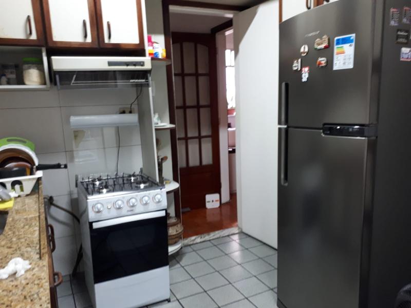 Imagem 4 da galeria do anúncio: Quarto em Icarai