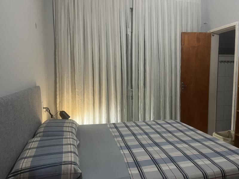 Imagem 2 da galeria do anúncio: Suíte a 2 quadras da beira mar