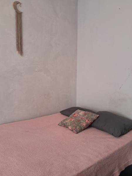 Imagem 2 da galeria do anúncio: Quarto com Varanda