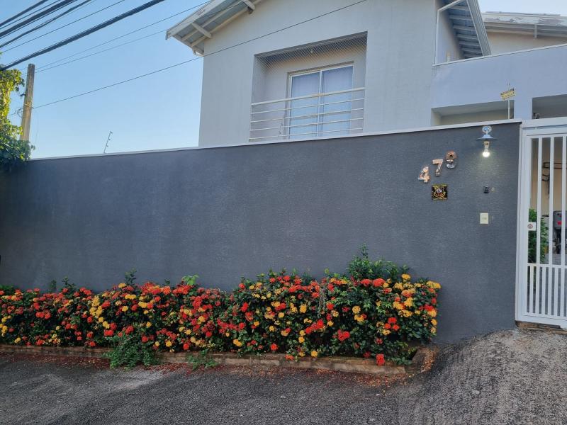 Imagem 4 da galeria do anúncio: Suíte com AR + Frigobar + Microondas