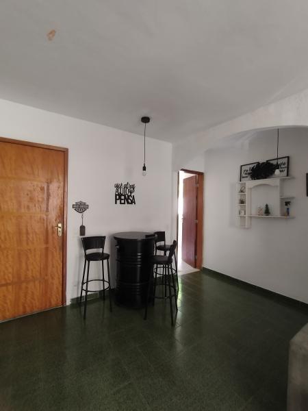 Imagem 1 da galeria do anúncio: Quarto dentro do apto um lar