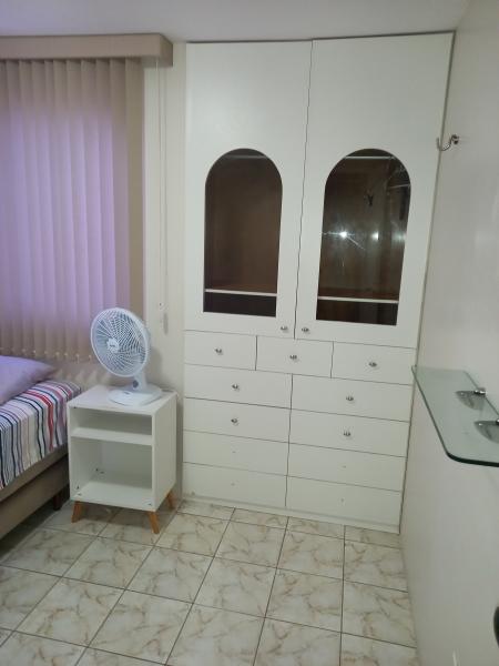 Imagem 4 da galeria do anúncio: Aluga-se quarto mobiliado