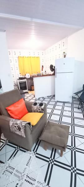 Imagem 11 da galeria do anúncio: ALUGO CASA  UBATUBA TEMPORADA Praia  Pereque-mirim 5 pessoas