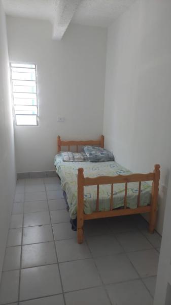 Imagem 1 da galeria do anúncio: quarto praça da republica