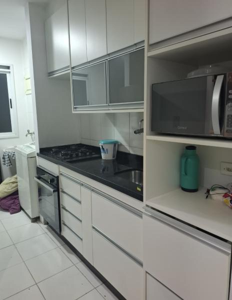 Imagem 7 da galeria do anúncio: Quarto em apartamento