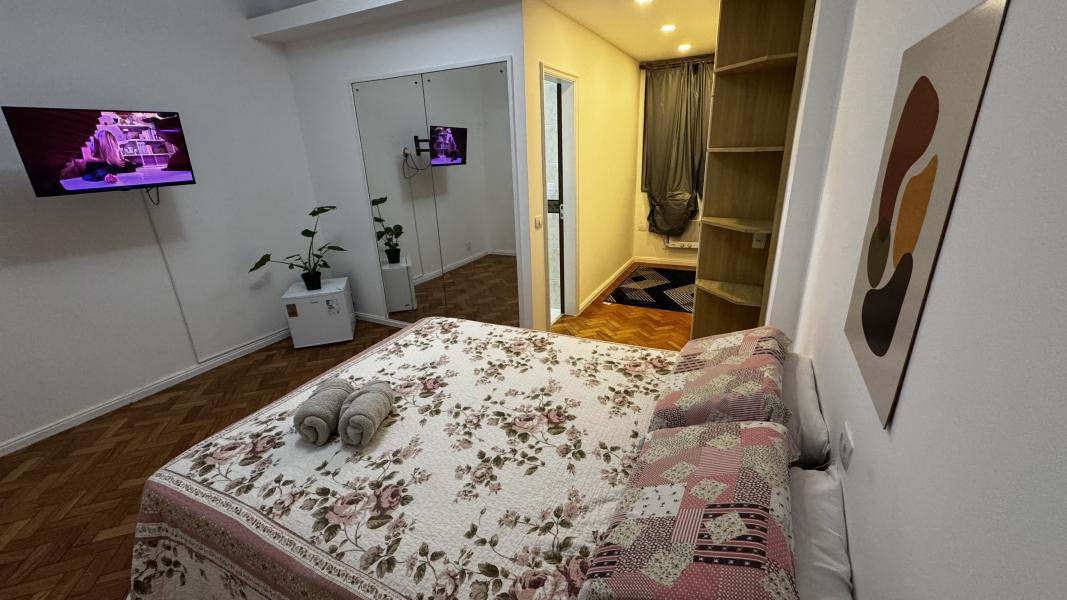 Imagem 1 da galeria do anúncio: Quarto Privado em COPACABANA