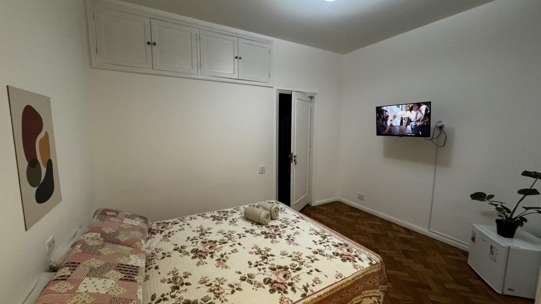 Imagem 2 da galeria do anúncio: Quarto Privado em COPACABANA