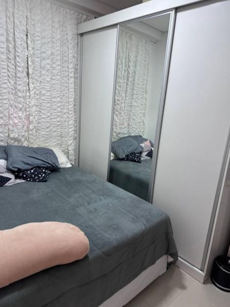 Imagem 3 da galeria do anúncio: quarto privativo mobiliado com ar condicionado