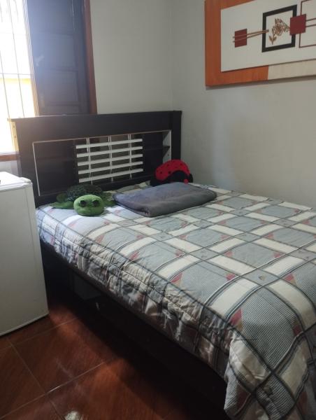 Imagem 2 da galeria do anúncio: quanrto aconchegante e mobiliado