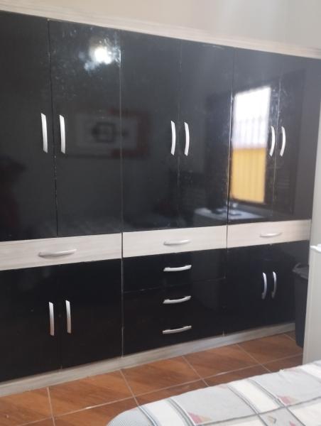 Imagem 4 da galeria do anúncio: quanrto aconchegante e mobiliado