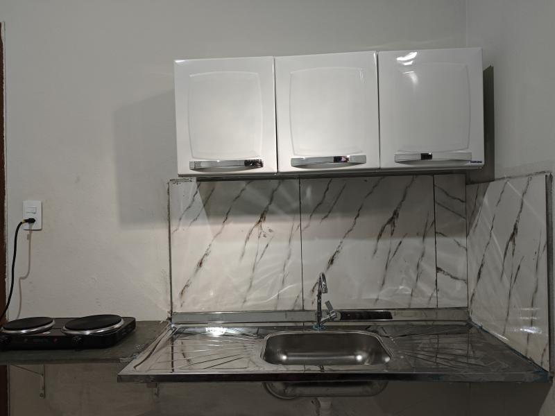 Imagem 12 da galeria do anúncio: kitnets e quarto individuais para rapazes