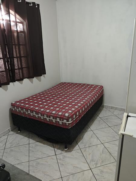 Imagem 8 da galeria do anúncio: kitnets e quarto individuais para rapazes