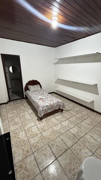 Imagem 5 da galeria do anúncio: Suíte no Centro Histórico - Para moças.