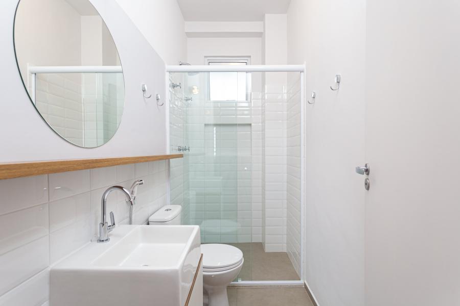 Imagem 2 da galeria do anúncio: Quarto com banheiro exclusivo | Metrô Vergueiro Metro Statio