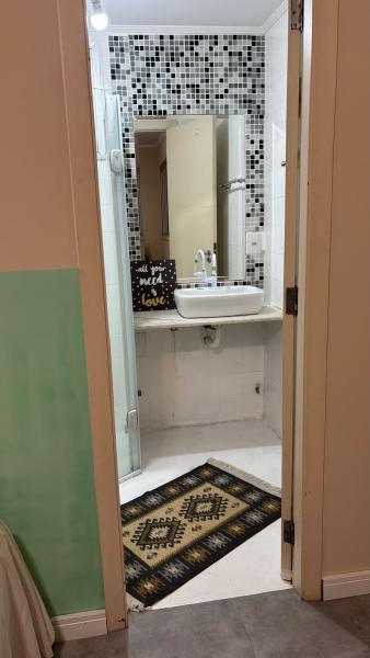 Imagem 5 da galeria do anúncio: suite mobiliada no centro de Alphaville