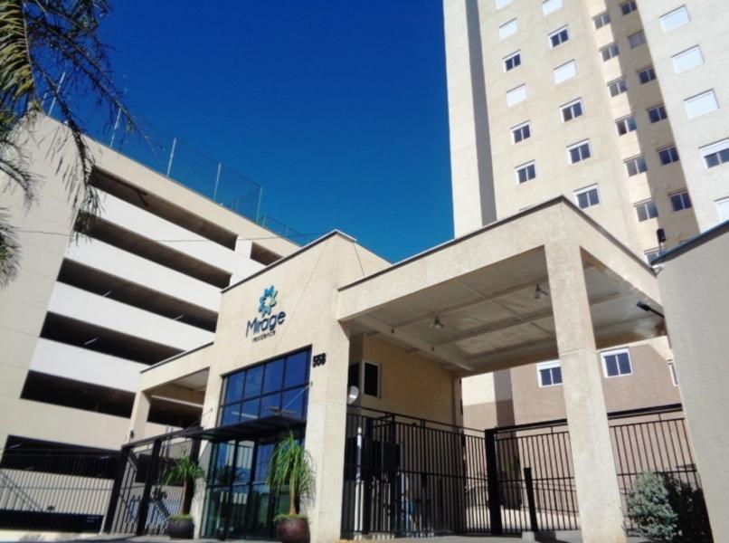 Imagem 1 da galeria do anúncio: Alugo quarto mobiliado em ambiente familiar e aconchegante.