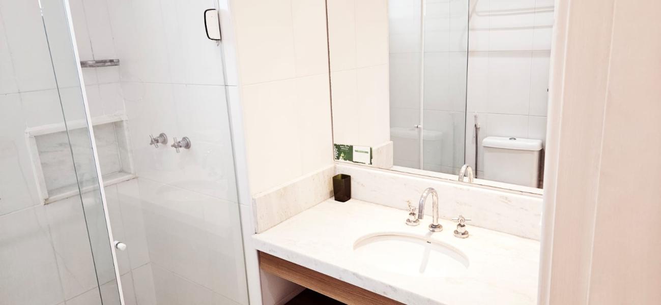 Imagem 3 da galeria do anúncio: SUITE independente,mobiliada, banheiro,microondas,frigobar