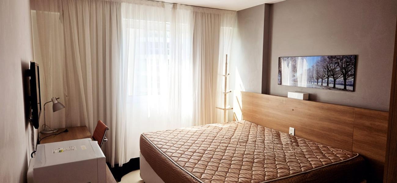 Imagem 2 da galeria do anúncio: SUITE independente,mobiliada, banheiro,microondas,frigobar