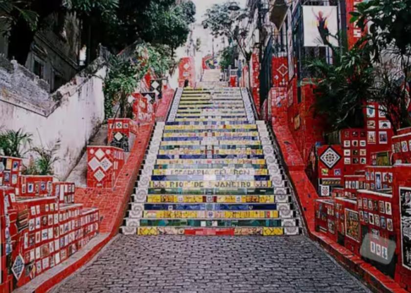 Imagem 6 da galeria do anúncio: Vaga para moças que tenham trabalho