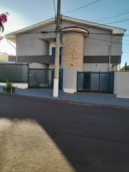 Imagem 8 da galeria do anúncio: Pensionato D. Nilda