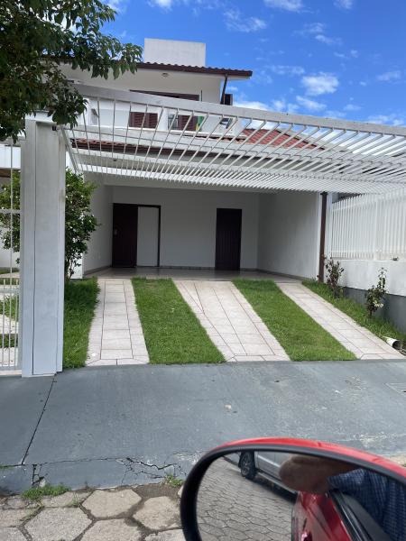 Imagem 1 da galeria do anúncio: Quarto mobiliado em casa de família.