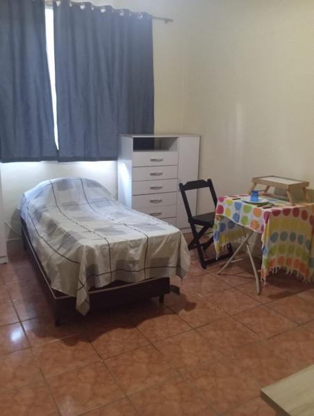 Imagem 4 da galeria do anúncio: Quarto Individual Mobiliado