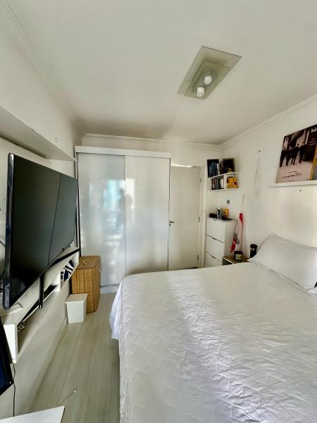 Imagem 3 da galeria do anúncio: QUARTO INCRÍVEL COM VARANDA NO JARDINS (TUDO INCLUSO)