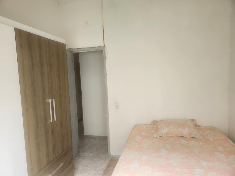 Imagem 4 da galeria do anúncio: Aluga-se quarto no posto 6 (Copacabana com Ipanema)