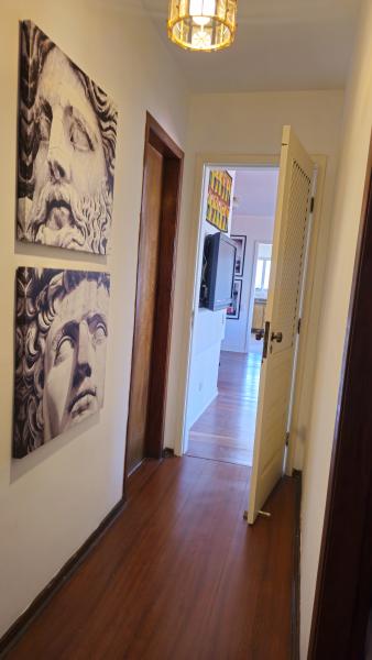 Imagem 2 da galeria do anúncio: METRÔ SANTA CRUZ, ESPAÇOSO