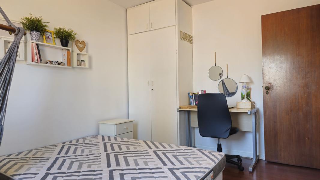 Imagem 6 da galeria do anúncio: METRÔ SANTA CRUZ, ESPAÇOSO