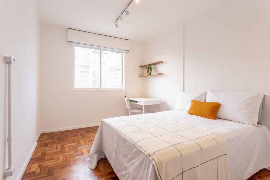 Imagem 1 da galeria do anúncio: Quarto com banheiro exclusivo