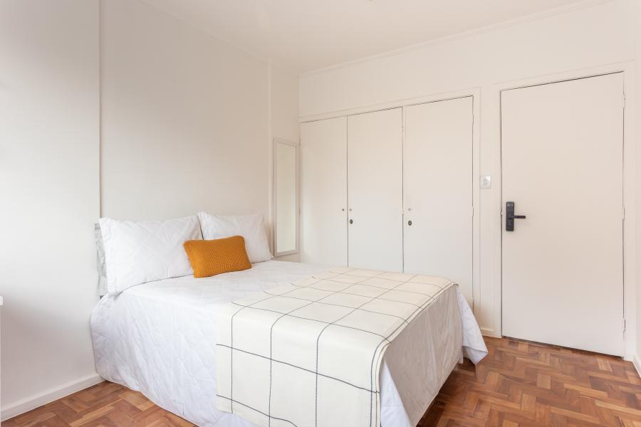 Imagem 2 da galeria do anúncio: Quarto com banheiro exclusivo