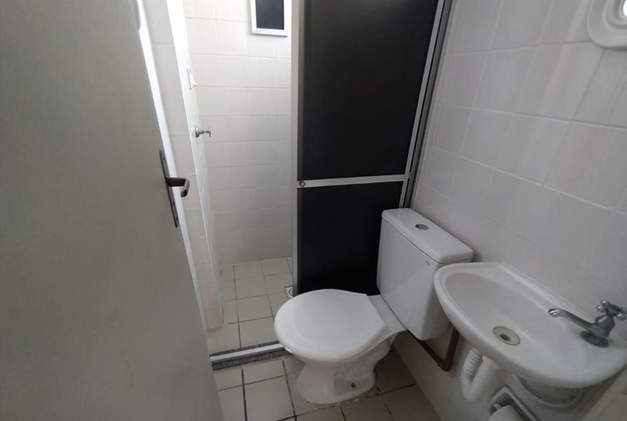 Imagem 19 da galeria do anúncio: LOCAÇÃO DE QUARTO EM BOA VIAGEM