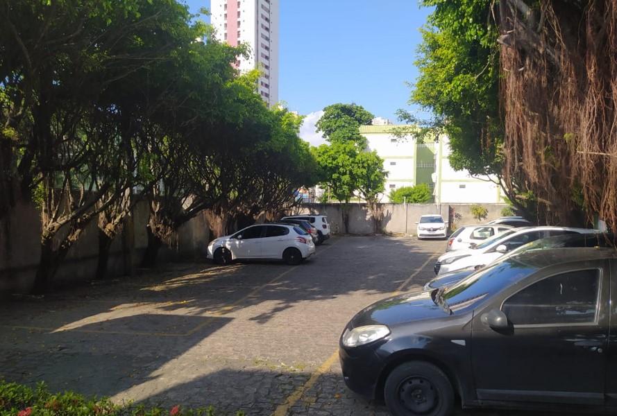 Imagem 3 da galeria do anúncio: LOCAÇÃO DE QUARTO EM BOA VIAGEM