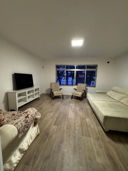 Imagem 2 da galeria do anúncio: Residencia estudantil - 6 quartos