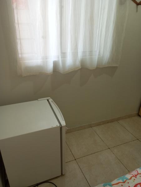 Imagem 3 da galeria do anúncio: Quarto para moças no Meireles